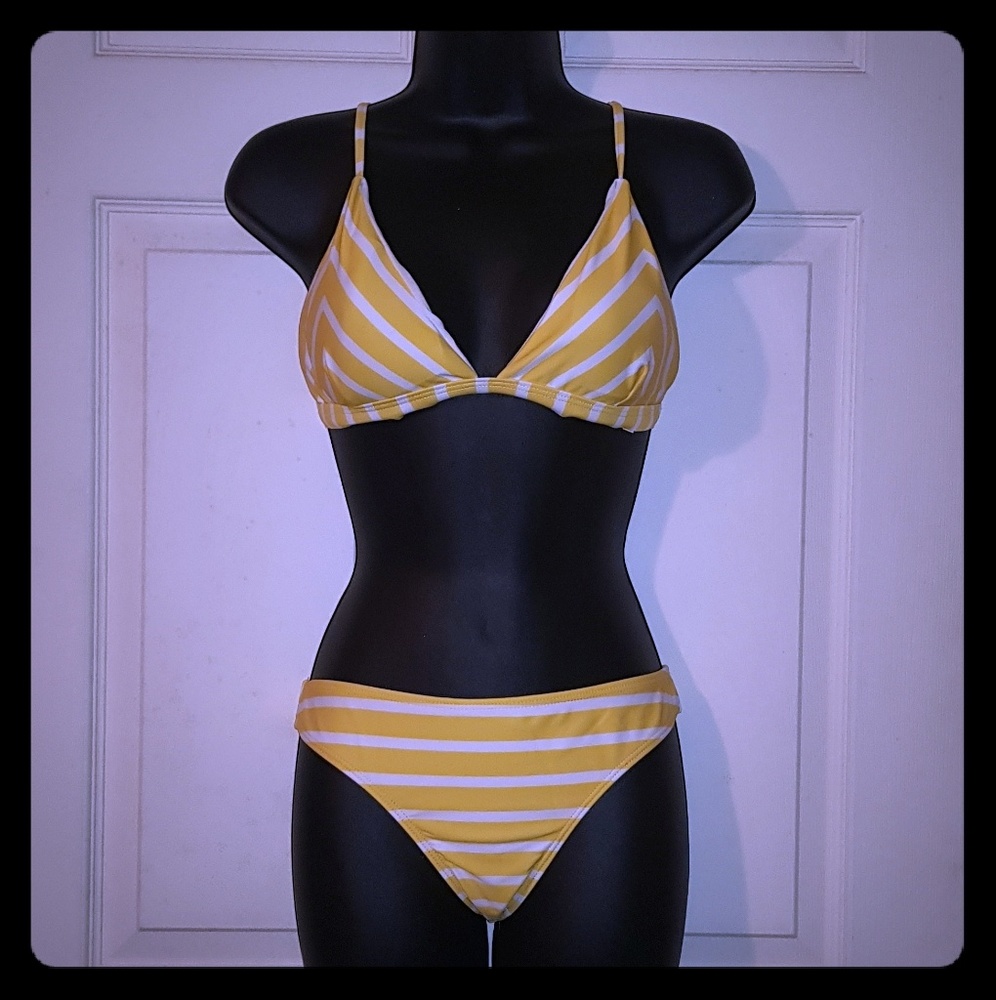 🌻NWOT bikini
